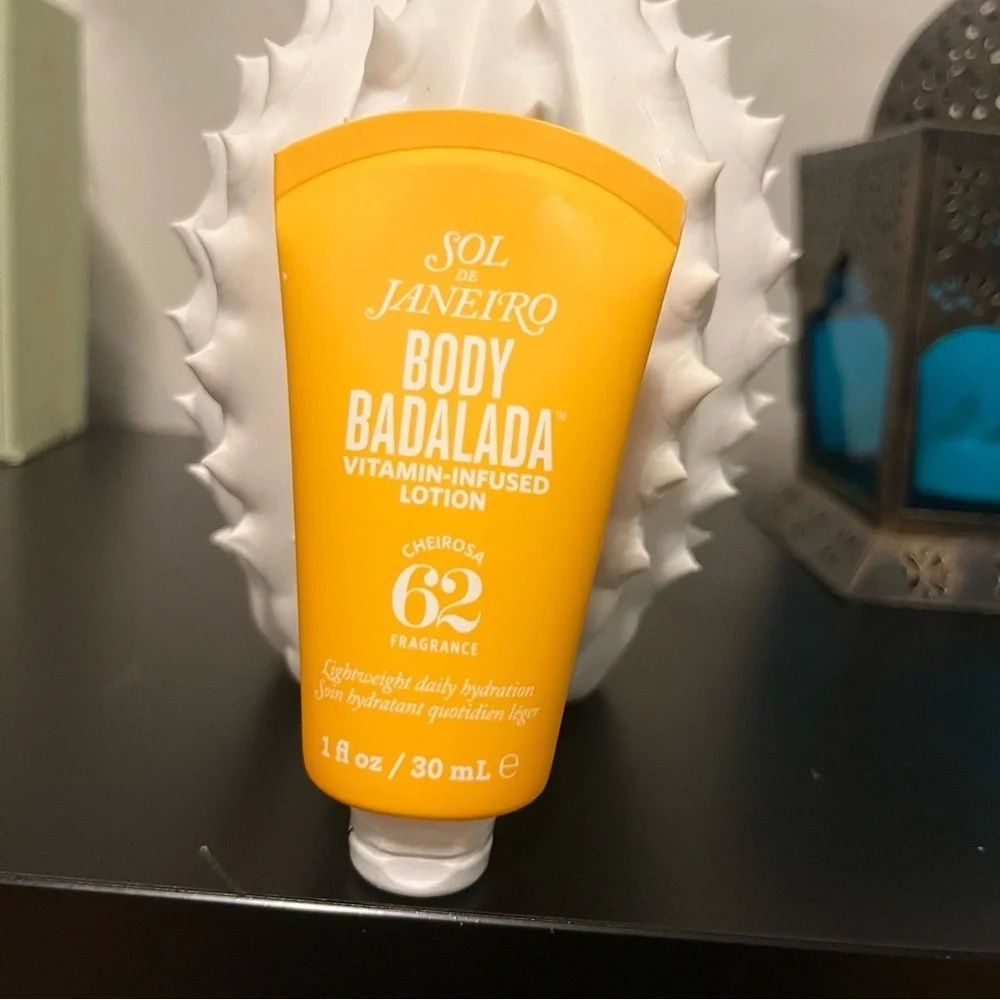 Sol de Janeiro Body Badalada Vitamin Infused Lotion Mini Size 1.0 Fl Oz NWT